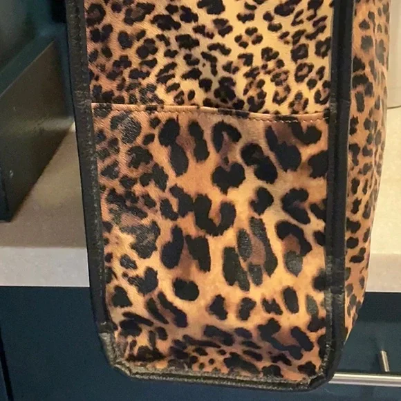 EUC. Leopard Print Tote Bag - Picture 5 of 7